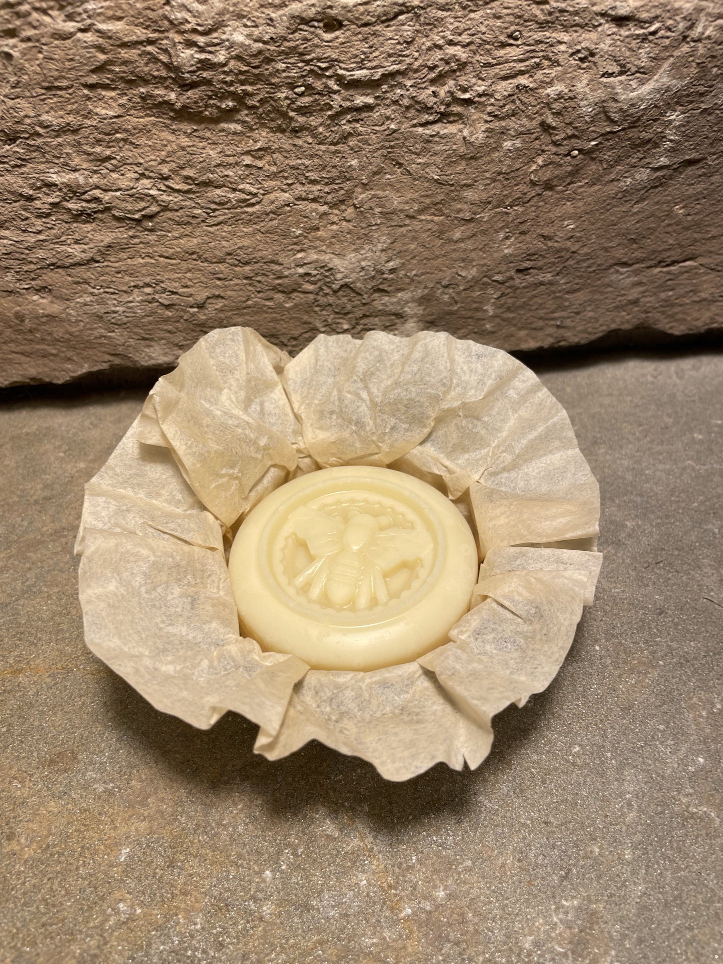 Natural | Un-bee-lievable Solid Lotion Bar